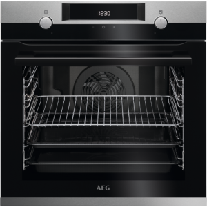 AEG BEE43502BM SurroundCook Reinigung mit Wasserdampf